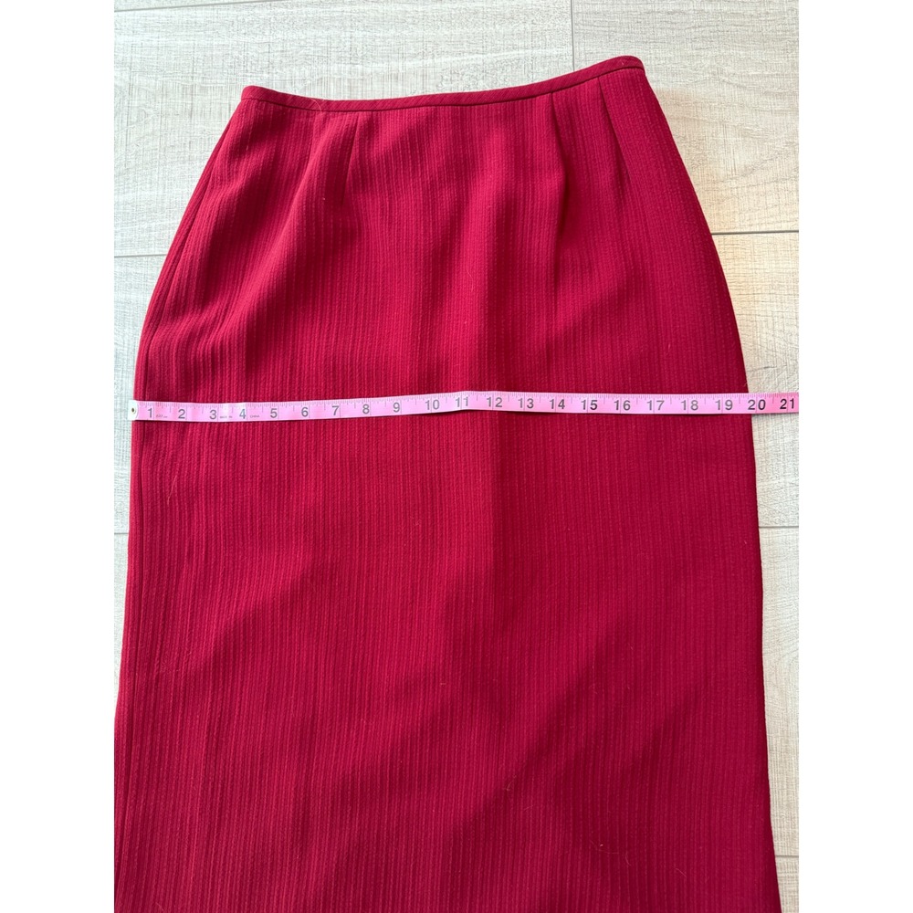 red‎ midi skirt ribbed minimal chic model off duty capsule wardrobe - Picture 5 of 6